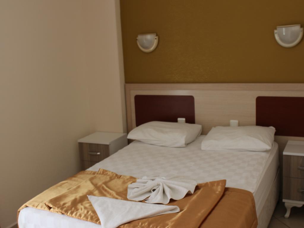 Arya Otel 말마리스 외부 사진